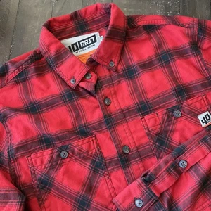 40 Grit Duluth Trading Shirt Mens Medium Red Plaid Flannel Button Front Workwear - Picture 1 of 10