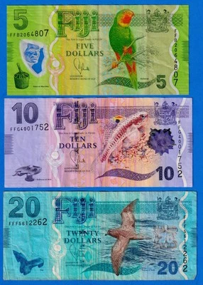 FIJI 2012 Mini Set $5, $10, $20 P-115 to 117 Circulated Notes Parrot,Fish,Bird - Image 1 of 4