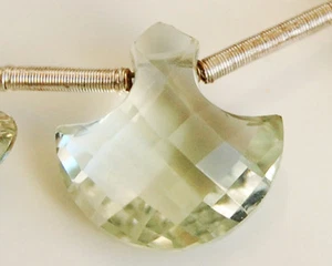 Rare Eye Clean Green Amethyst Fancy Briolette Semi Precious Gemstone Bead 11mm. - Picture 1 of 9