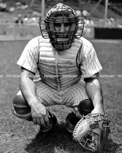 Yogi Berra NEW YORK YANKEES Photo Picture BASEBALL Photograph 8x10 11x14 (YB8) - Picture 1 of 1