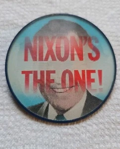 Vintage Richard Nixon Presidential Campaign Lenticular Pinback Button Politics - Picture 1 of 6