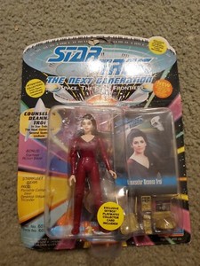 Star Trek the next generation Counselor Deanna Troi exclusive skybox