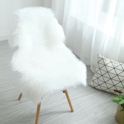 Lammfell Fell Schaffell Teppich Imitat Kunstfell Auflage Bettvorleger 60-120 N1 - Bild 1 von 4