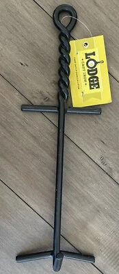 Elevador de tapa corta Lodge para hornos de campamento y holandeses Foto 1 de 4