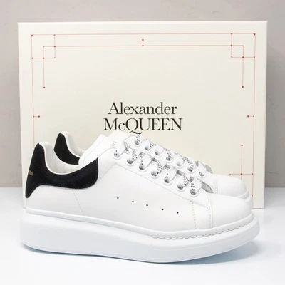 Zapatillas Alexander McQueen Larry blancas/negras de gran tamaño, talla 37 (7 EE. UU.) Foto 1 de 4