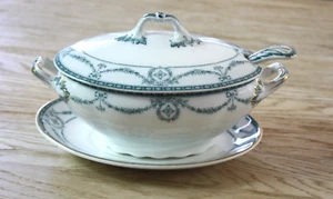 Alfred Meakin Antique Portland Gravy / Sauce Server with Ladle Dates 1906-1913 - Picture 1 of 15