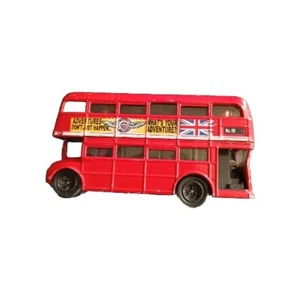 Matchbox Routemaster RM London Bus Red Body Adventure Spielzeug Modellauto - Bild 1 von 5