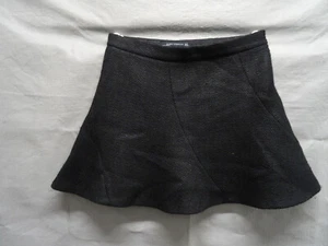 Falda Zara Mujer Mediana Negra Acampanada Mini Damas Informal Bohemia Boho Texturizada - Imagen 1 de 7