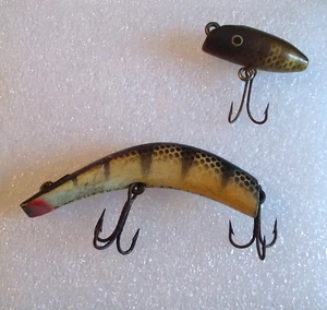Kautzky Vintage Lazy Ike-2 Wood Fishing Lure & Small Unbranded Wood Fishing Lure - Picture 1 of 9