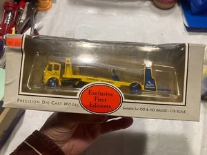 VINTAGE NIB EXCLUSIVE FIRST EDITIONS, EFE #13002 SWIFTS TRANSPORTER, 00 SCALE! - Picture 1 of 3