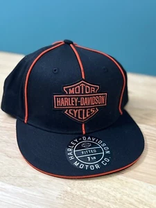 Harley Davidson Ajustada Para Hombre PEQUEÑA Nueva Barra Escudo Logo Gorra Negra y Naranja - Imagen 1 de 5