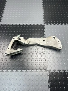 2013-2018 BMW 428I TRANSMISSION CROSSMEMBER SUPPORT BRACKET MOUNT OEM - Picture 1 of 7