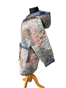 Hooded Granny Cottage Core Jacket Patchwork Floral Small Quilted Patchwork Belt - Picture 1 of 4