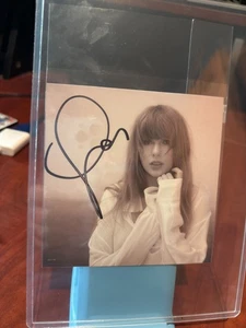 Taylor Swift The Tortured Poets Department Hand Signed Photo 🖤🤍 - Picture 1 of 1