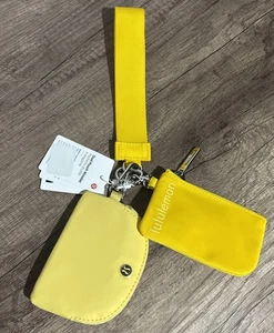 Neu mit Etikett lululemon Doppelbeutel Handgelenktasche Farbe Maisgelb - Bild 1 von 4