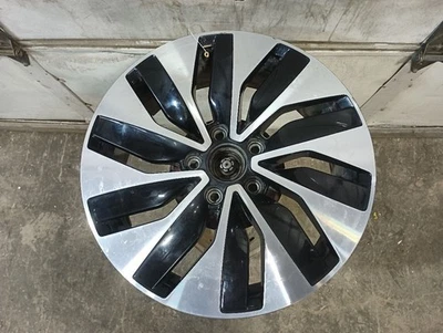 Llanta 17x6 de Volkswagen Jetta 2016 11938172 Foto 1 de 4