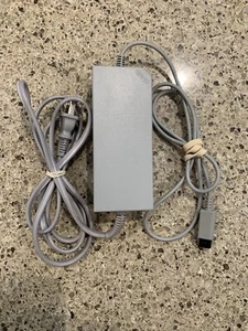 Cable adaptador de CA fuente de alimentación original oficial OEM Nintendo Wii RVL-002 - Imagen 1 de 2