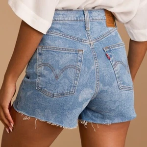 Levi's Ribcage Denim hochtaillierte taillierte Shorts Größe 26 Blumenmusterblau bedruckt - Bild 1 von 9