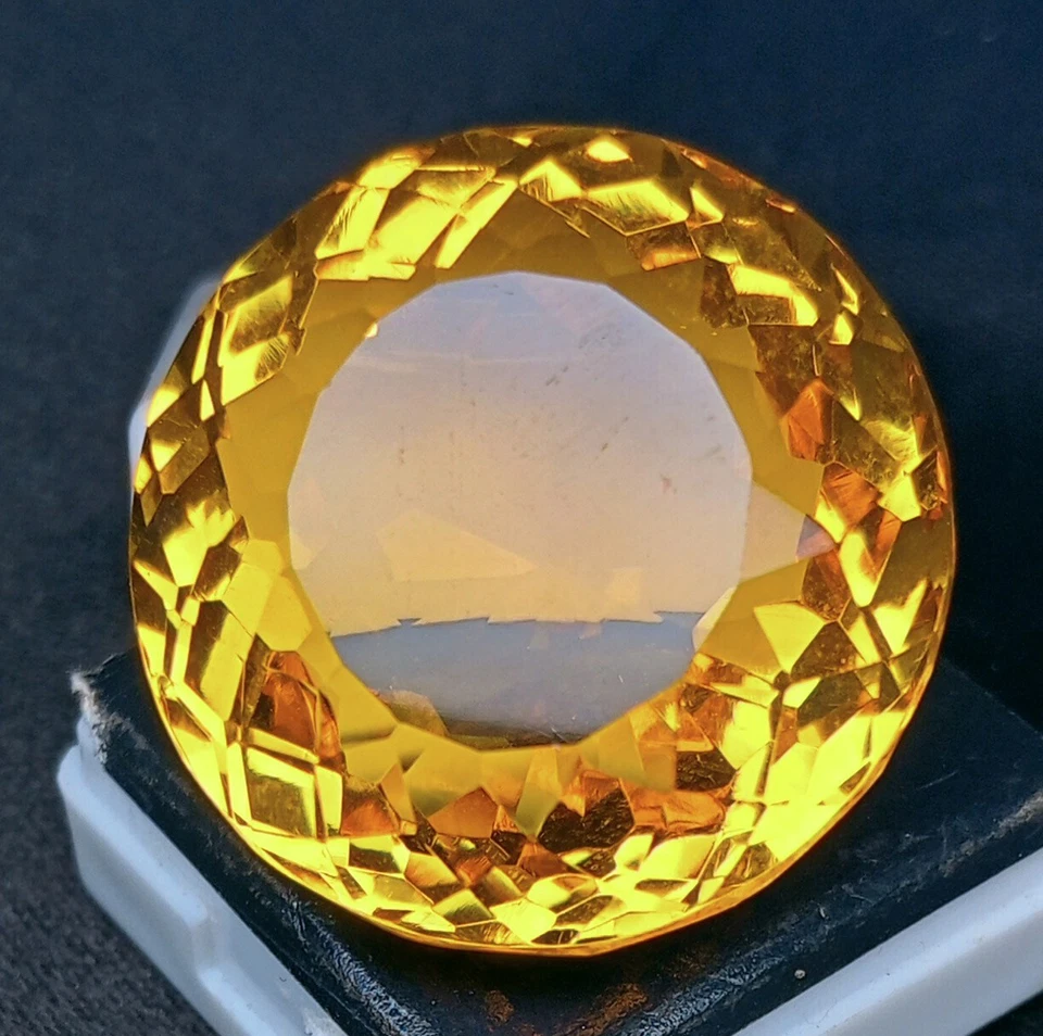 A++ Round Cut Yellow Natural Brazilian Topaz 100 Ct EGL Certified Loose Gemstone - Image 1 of 4