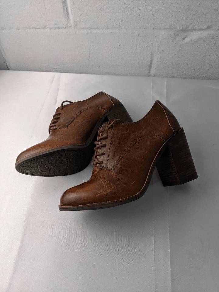 Lucky Brand Womens Size 8.5 M Brown Leather Laces Ankle Fashion Western Boots - Image 1 of 4