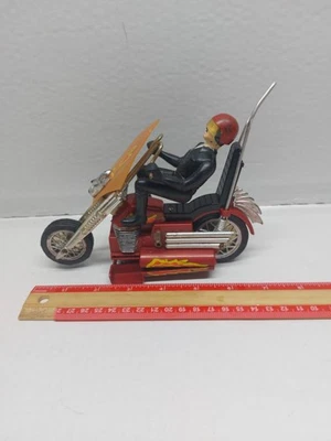 Vintage Scream'n Demons Hasbro Vintage 70's Toy Motorcycle - WORKS! B5 Has Wear - Image 1 of 4