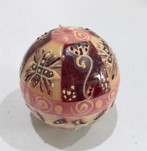 Nobunto  Handcrafted Ball Candle from South Africa - HALISI Design - Picture 1 of 4