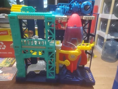 Kid Connection Space Exploration Play Set with Lights and Sound BRAND NEW! - Image 1 of 4