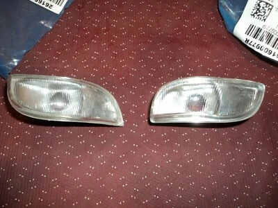 Nuevo 2012 2016 Renault Clio Símbolo Dacia Logan Espejo Lateral Indicador Lámpara Rh Lh   Foto 1 de 3