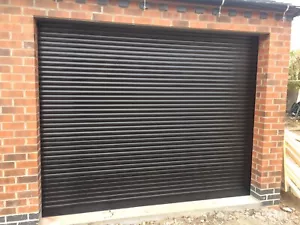 SERRANDA AVVOLGIBILE ELETTRICA PORTA GARAGE NERA 7FT X 7FT IN MAGAZZINO ORA - Foto 1 di 3