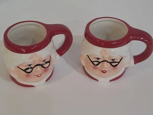 Juego de (2) tazas de café de Navidad Pottery Barn Mrs. Claus - Imagen 1 de 5