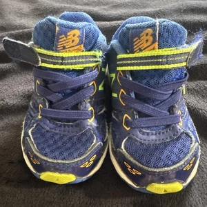 New Balance Kids' Infant Shoes Size 4 Hook And Loop - Picture 1 of 13