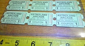 original vintage lot Aladdin's Castle Racine Wisconsin arcade game tickets - Bild 1 von 2