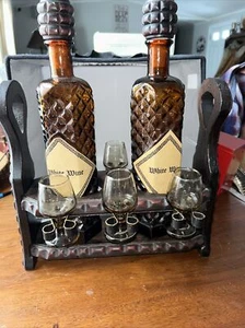 Vintage Decanter Set With 4 Glasses Beautiful-Made In Spain - Picture 1 of 12