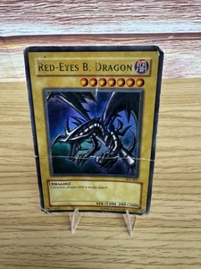 Yugioh Red-Eyes B. Dragon Ultra Rare Joey SDJ-001 HP/DMG - Picture 1 of 2