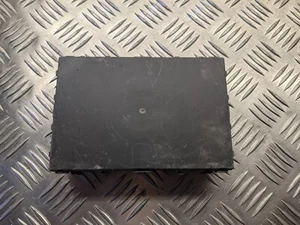 B421 Nissan Comfort Control Unit Module 5WK48935 284B2EB300 - Picture 1 of 5