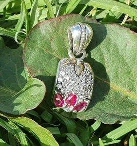 Colgante de plata de ley de oro de 9 quilates con circonita cúbica Fucsia - Imagen 1 de 12