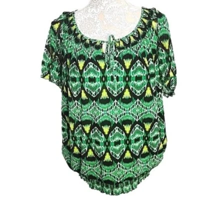 INC International Concepts Womens Short Sleeve Green Print top, size 0X - Image 1 of 4