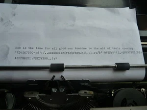 Brother Model 3800 Correction Automatic 12 Electric Typewriter /w Hard Case - Picture 1 of 13