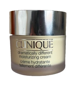 Clinique Dramatically Different Moisturising Cream 1.7oz / 50ml NWOB - Picture 1 of 2