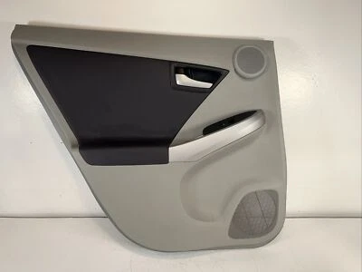 Panel de puerta interior trasero izquierdo Toyota Prius 2011-2015 OEM  Foto 1 de 4