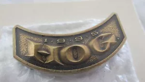 Lizenzierter Harley Davidson 1995 HOG Pin ~ Neu im Paket ~ Bronzefarben Harley Besitzer G - Bild 1 von 2