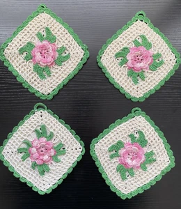 4 pc Vtg Handmade Crocheted Potholder Hot Pad 1950s Cabbage Roses Pink & Green - Picture 1 of 5