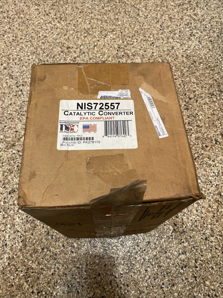 Каталитические преобразователи выпускного коллектора и преобразователя в сборе DEC NIS72557 - Изображение 1 из 3