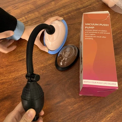 Fetish Vakuum Pussy Pump Frauen Brust Twist Nippel Sauger Enhancer Größer BDSM - Bild 1 von 4