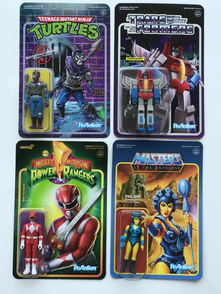 2020 Super7 Reaction Transformers Starscream Action Figure