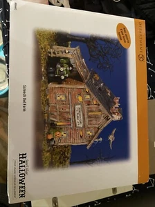Department 56 Halloween Screech Owl Farm - Picture 1 of 16