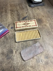 Justrite Acme Spec Co Barber Rasiermesser-Schärfstein mit Winner Hone Box - Bild 1 von 22