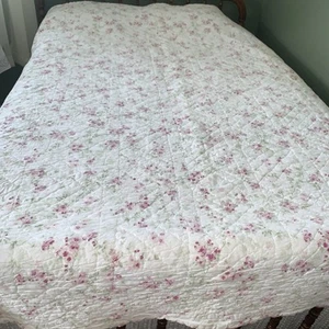 Simply Shabby Chic Rachel Ashwell Cherry Blossom 85 X 89 Inch Quilt Satin Trim - Picture 1 of 11