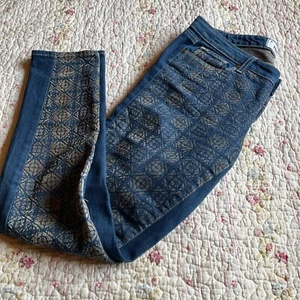 Paige Jeans Emily Ultra Skinny Embossed Jeans Womens Sz 28 (29x30) Unique! - Picture 1 of 10