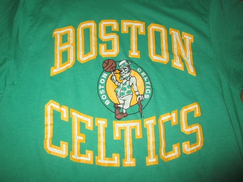 Vintage Hanes Label - BOSTON CELTICS w/ Leprechaun (LG) T-Shirt Cover